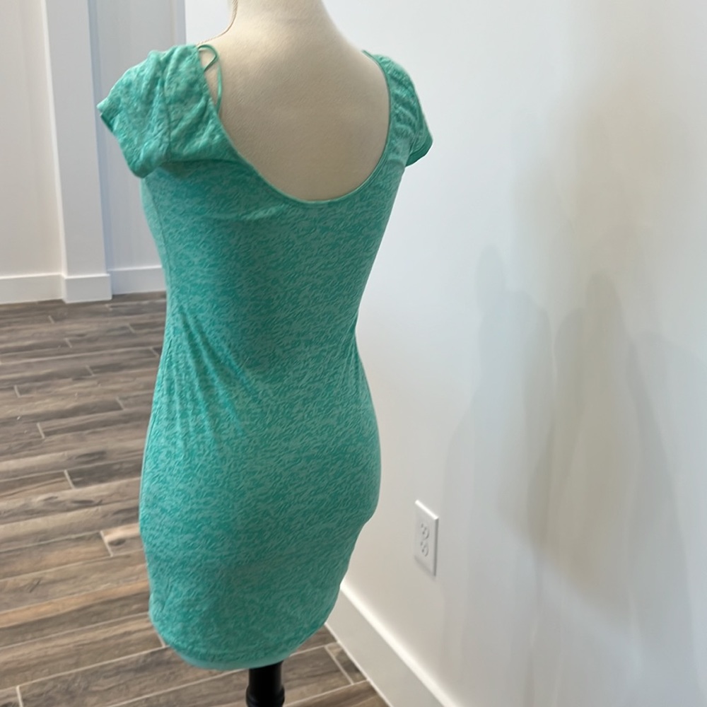Women’s guess dress - Picture 2 of 3
